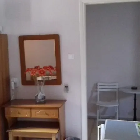 Vendégház Kabanis Ermúpoli