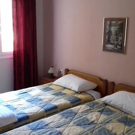 Guest house Kabanis 2*